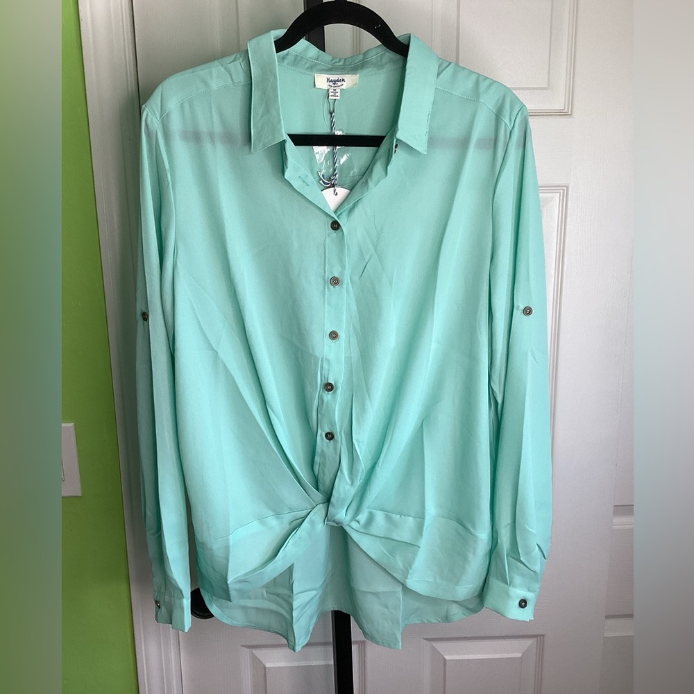 Hayden Los Angeles Mint Green Twist Front Blouse, size Medium, NWT